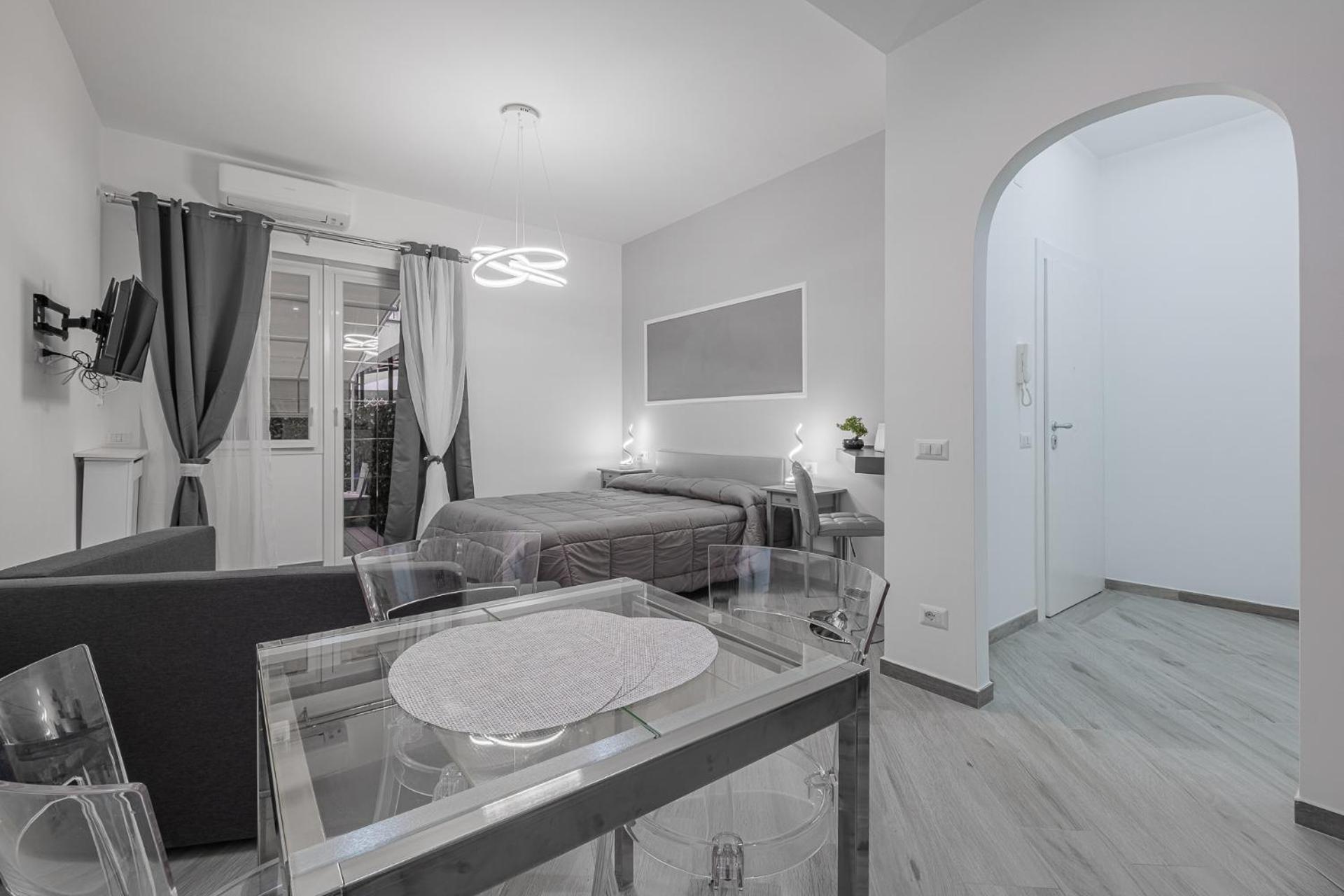 Apartment Carlo's House With Private Terrace Rome